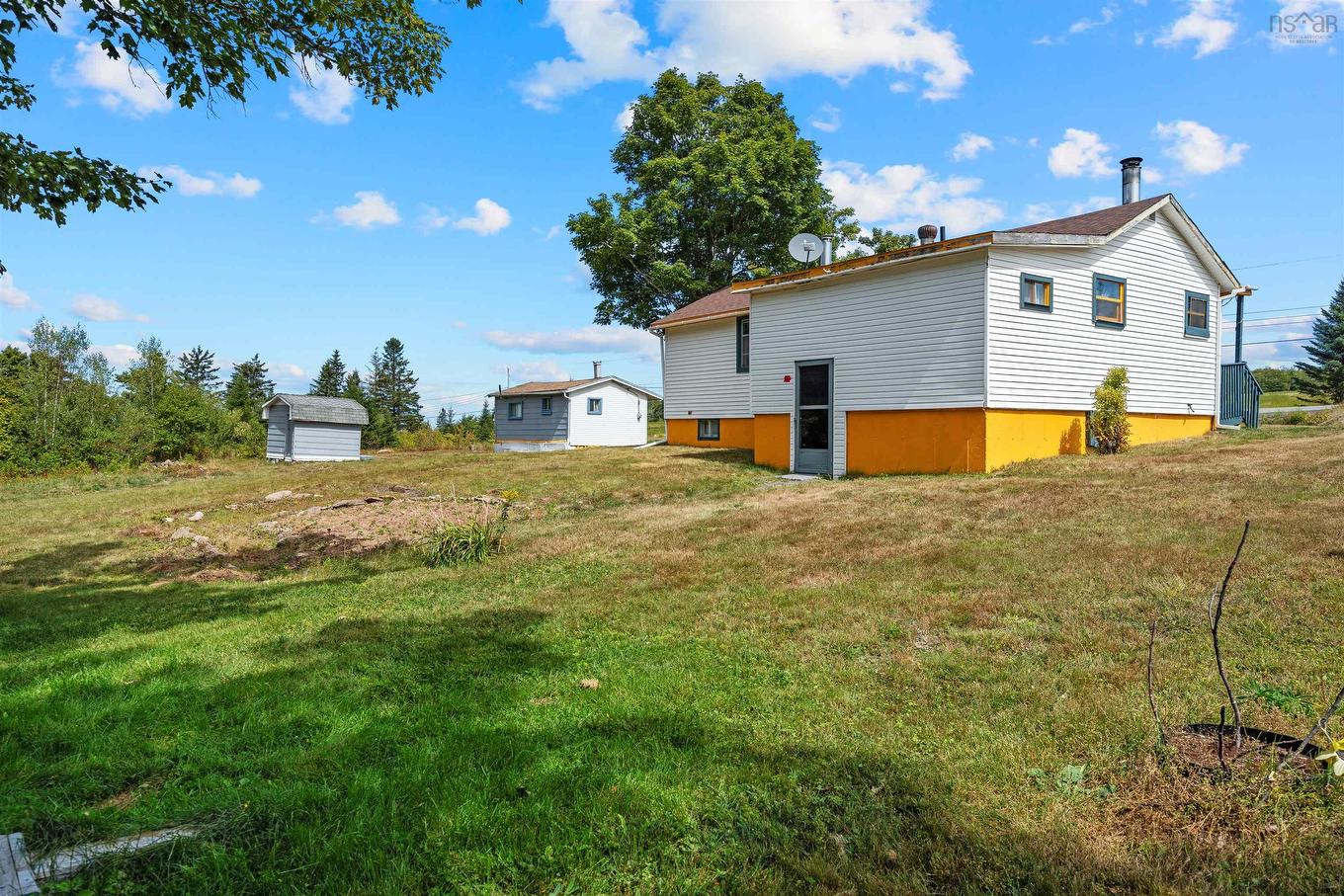 7 & 23 Lynn Road, East Mapleton, NS