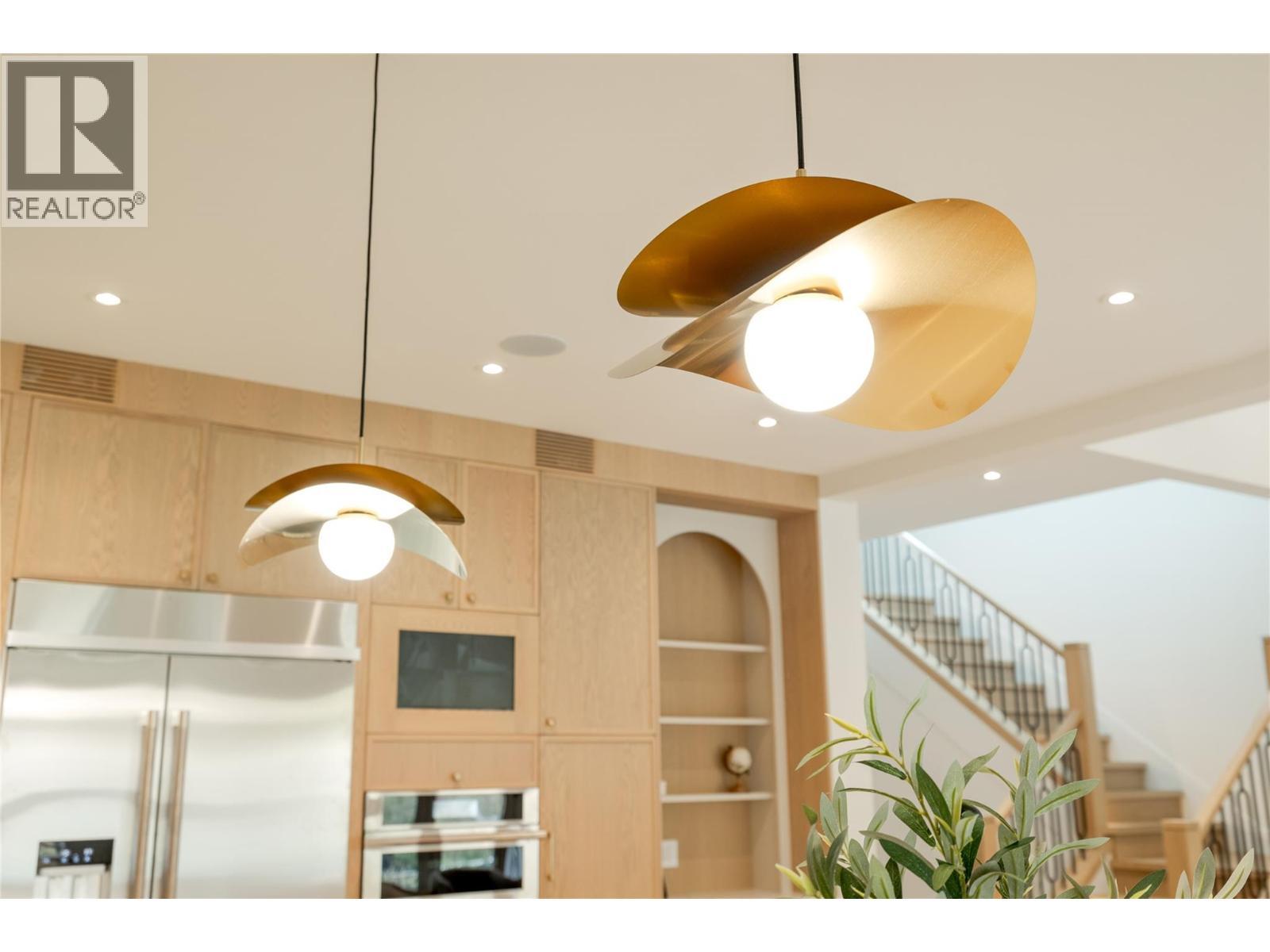 1004 Bull Crescent, Kelowna, BC - Indoor