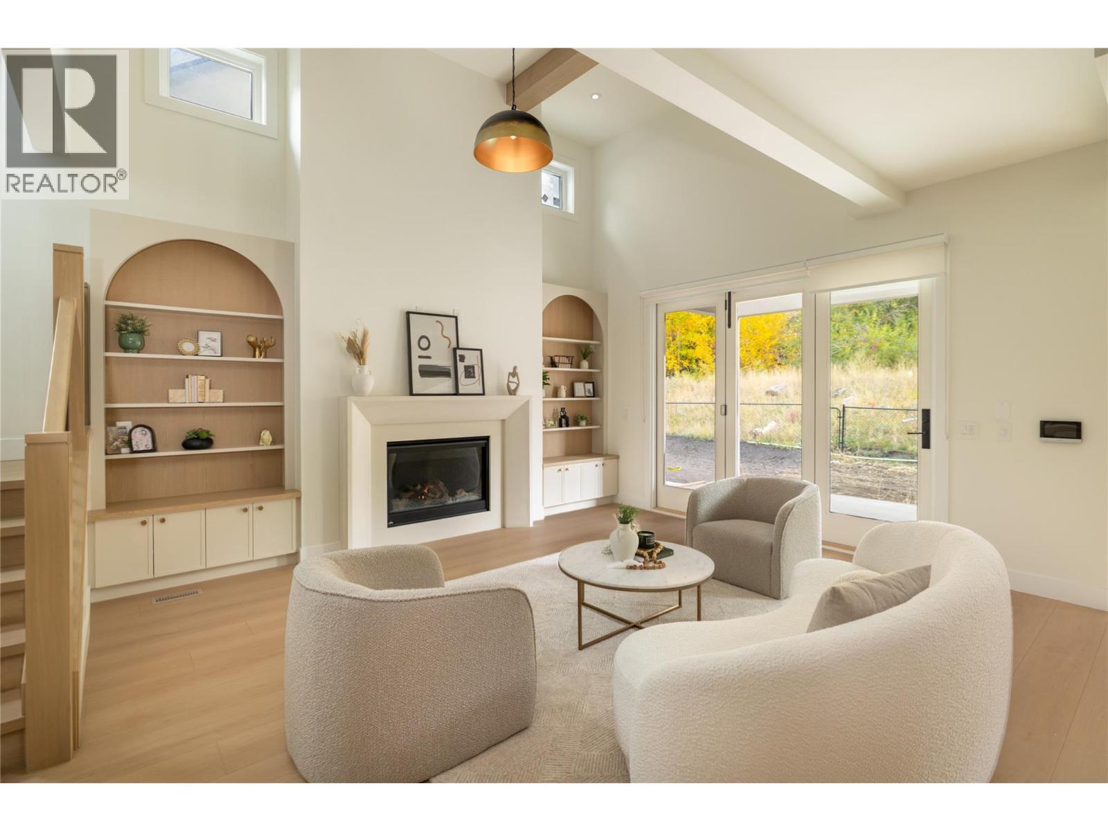 1004 Bull Crescent, Kelowna, BC - Indoor Photo Showing Living Room With Fireplace