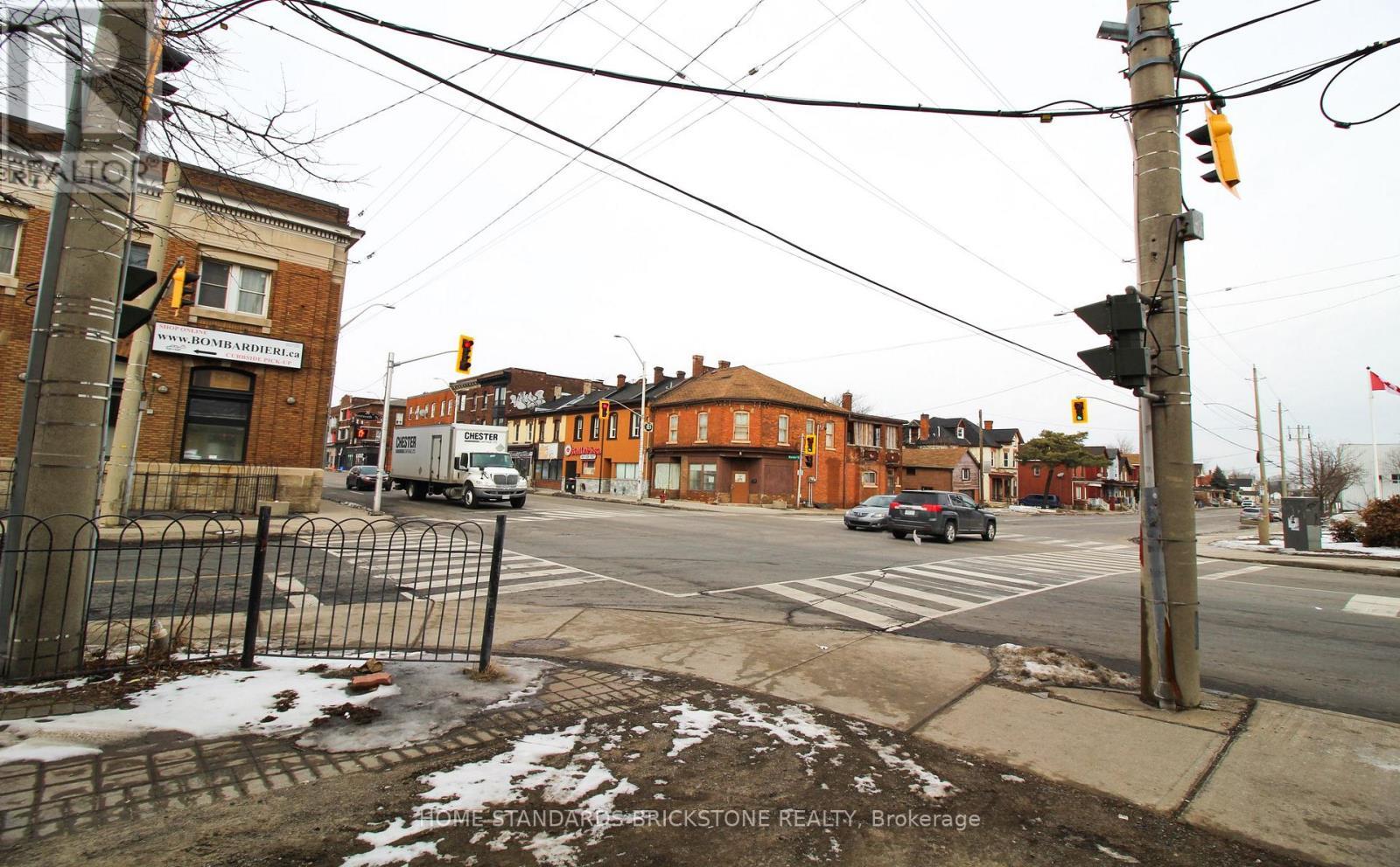 482 Barton Street E, Hamilton, ON