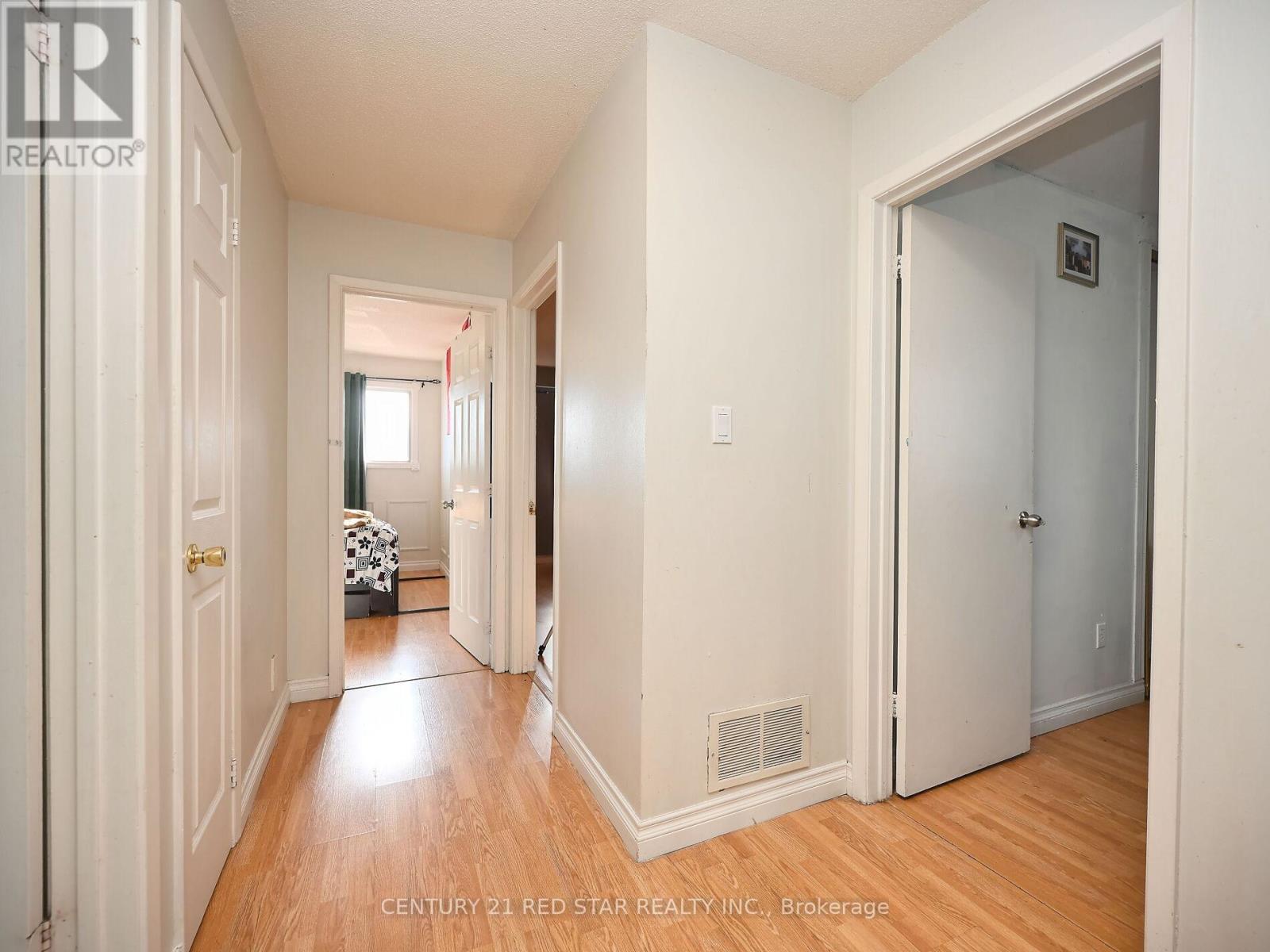 433 Hansen Road N, Brampton, ON - Indoor Photo Showing Other Room