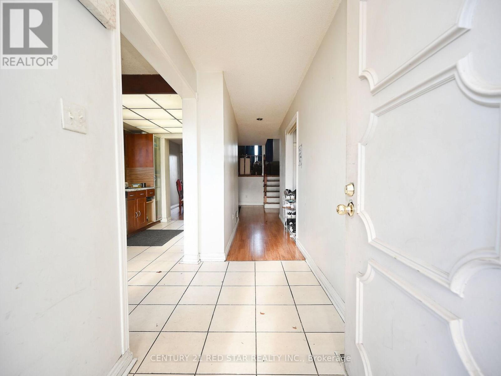 433 Hansen Road N, Brampton, ON - Indoor Photo Showing Other Room