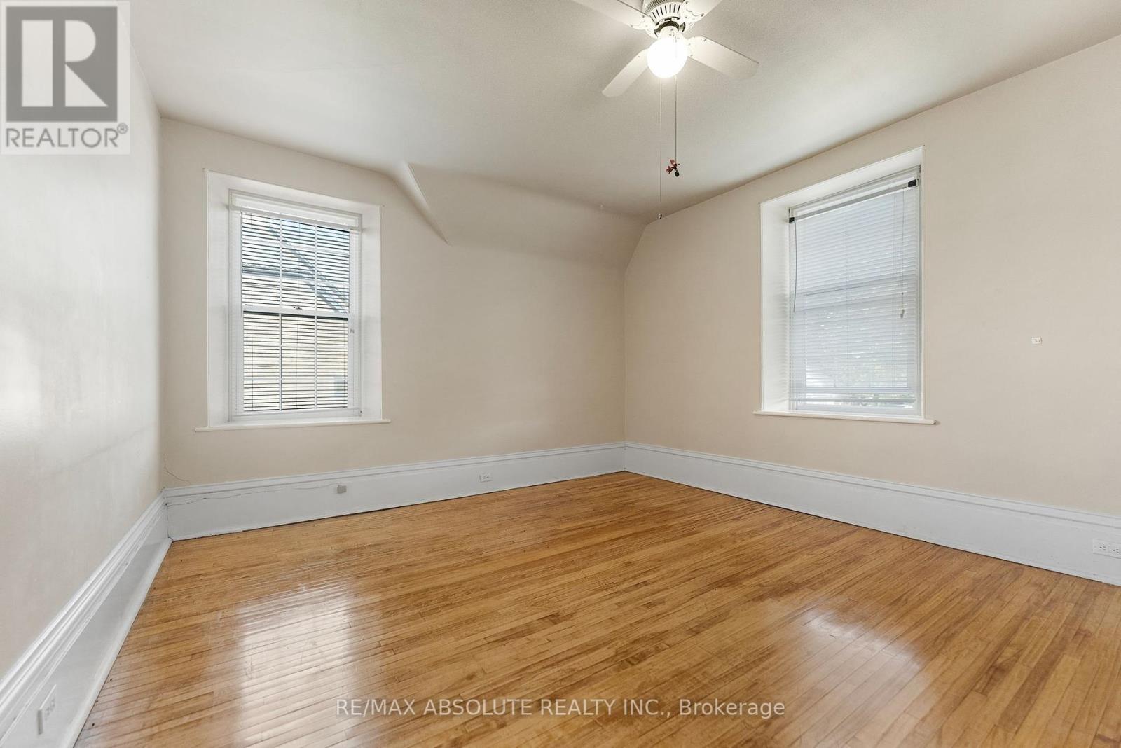 24 Ottawa Street, Arnprior, ON - Indoor Photo Showing Other Room