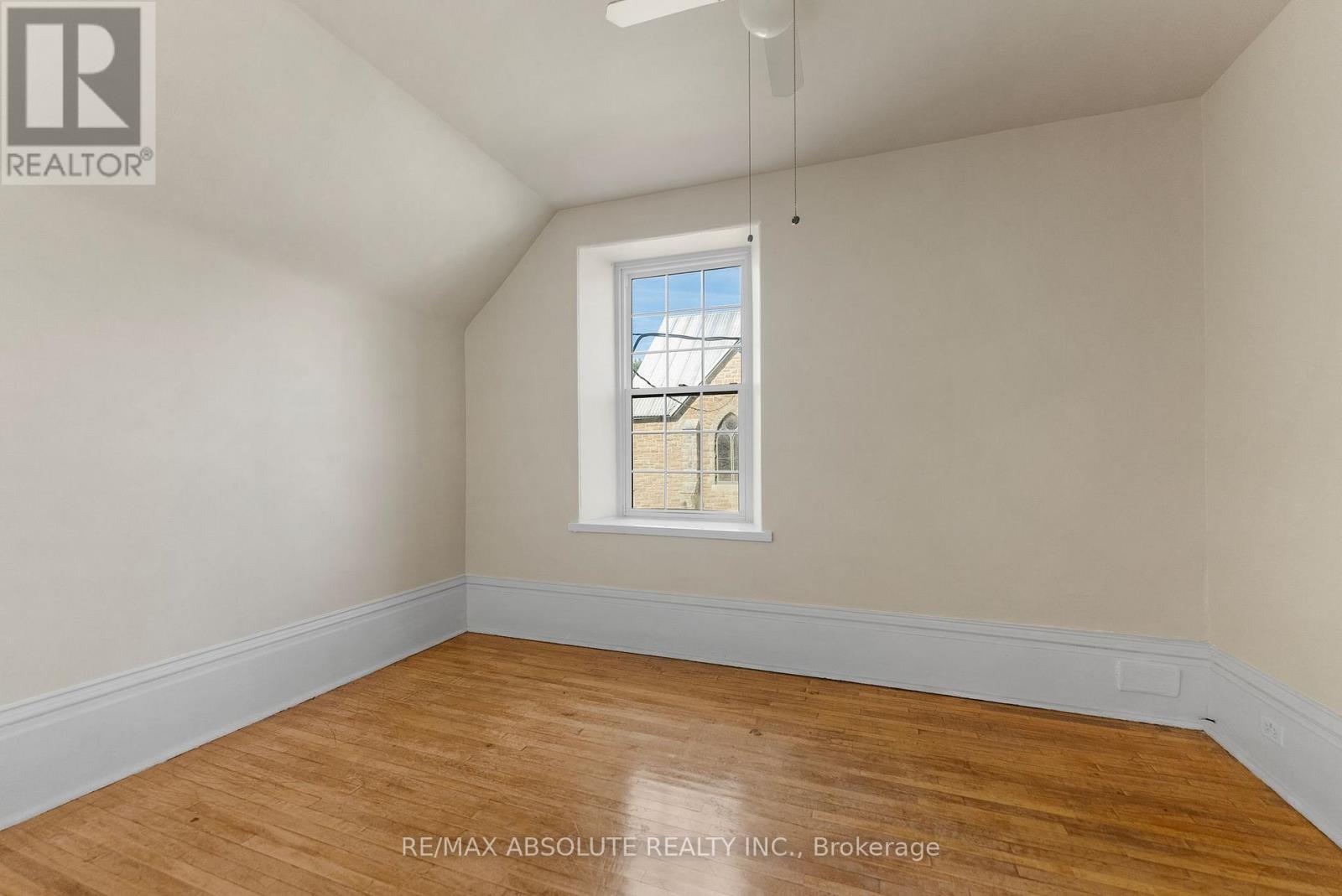 24 Ottawa Street, Arnprior, ON - Indoor Photo Showing Other Room