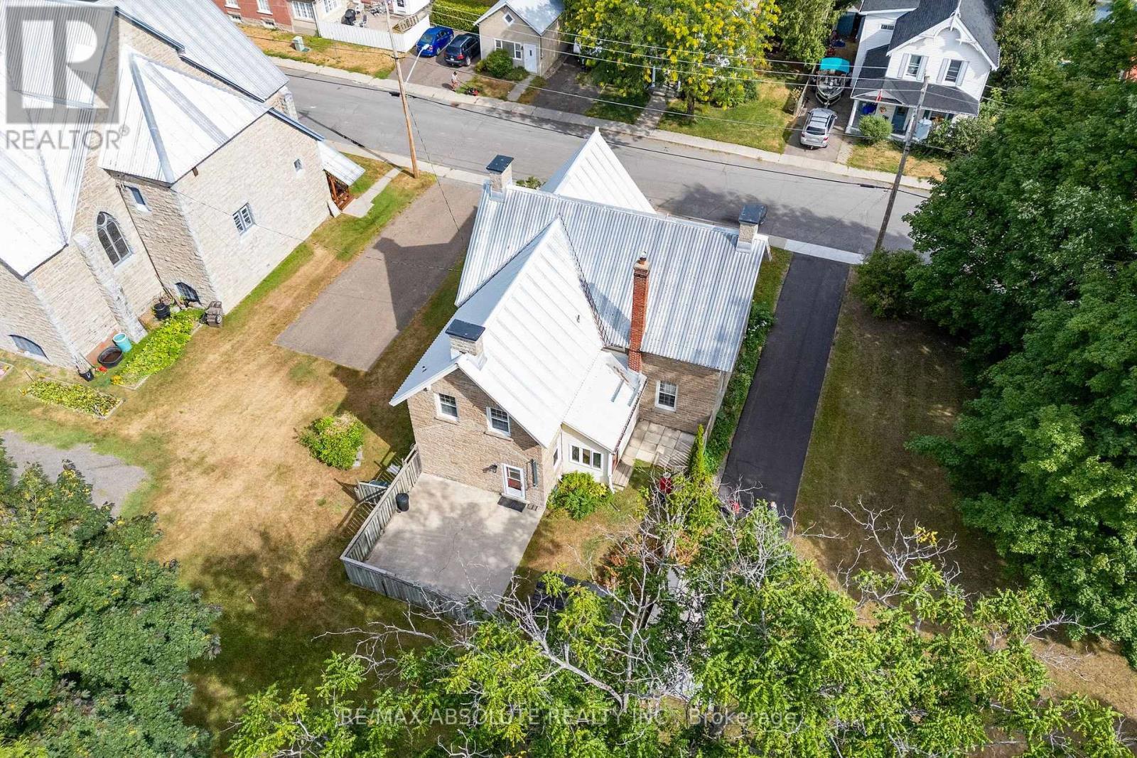 24 Ottawa Street, Arnprior, ON - Outdoor With View