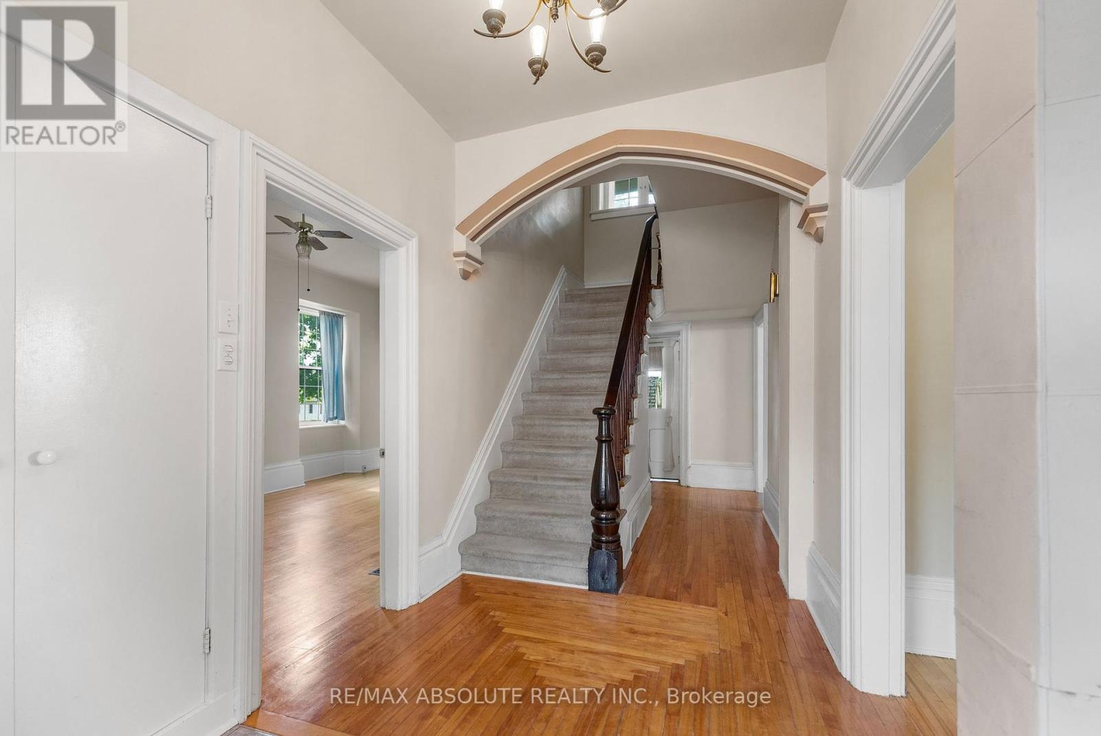24 Ottawa Street, Arnprior, ON - Indoor Photo Showing Other Room