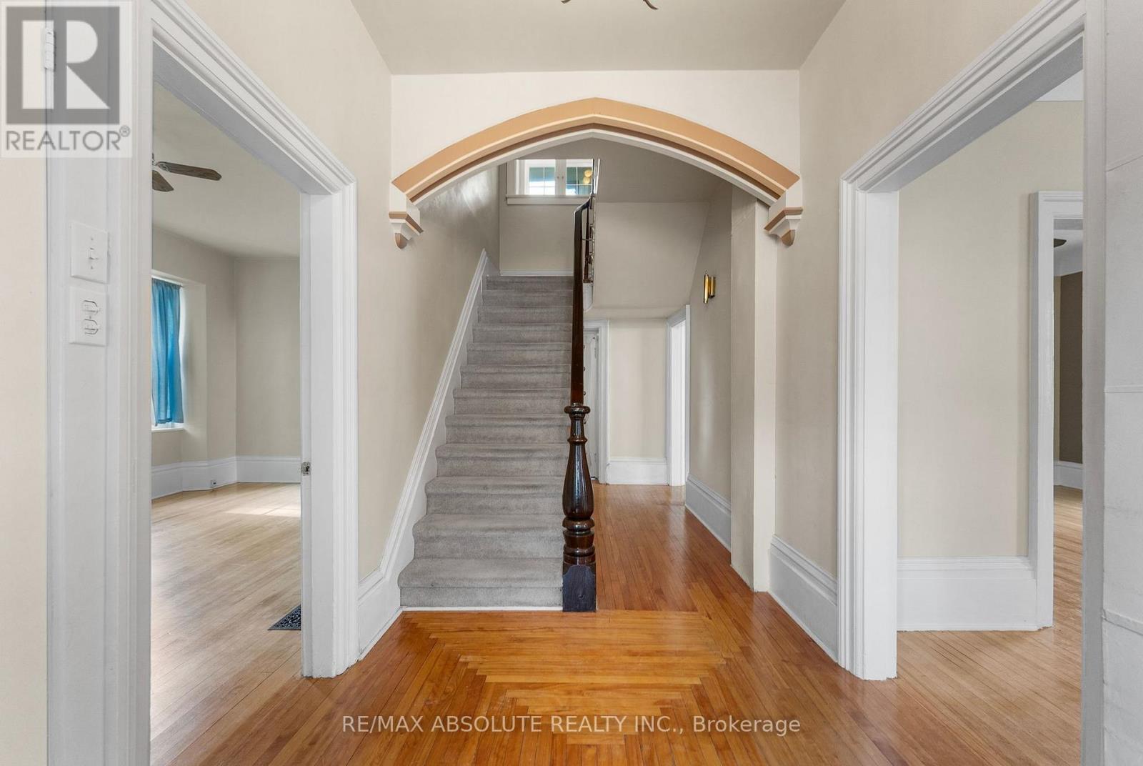 24 Ottawa Street, Arnprior, ON - Indoor Photo Showing Other Room