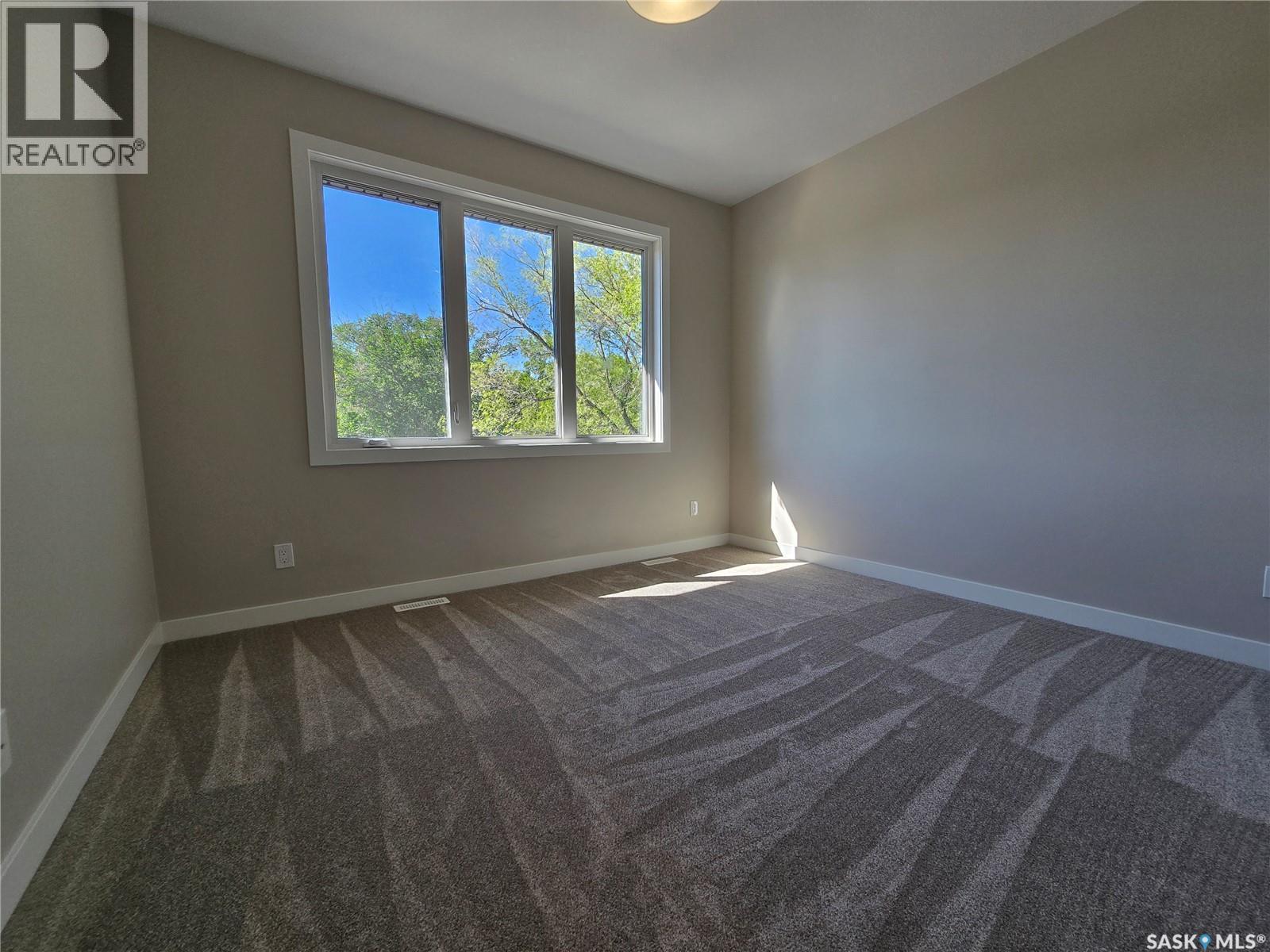 3 Kenney Crescent, Weyburn, SK - Indoor Photo Showing Other Room