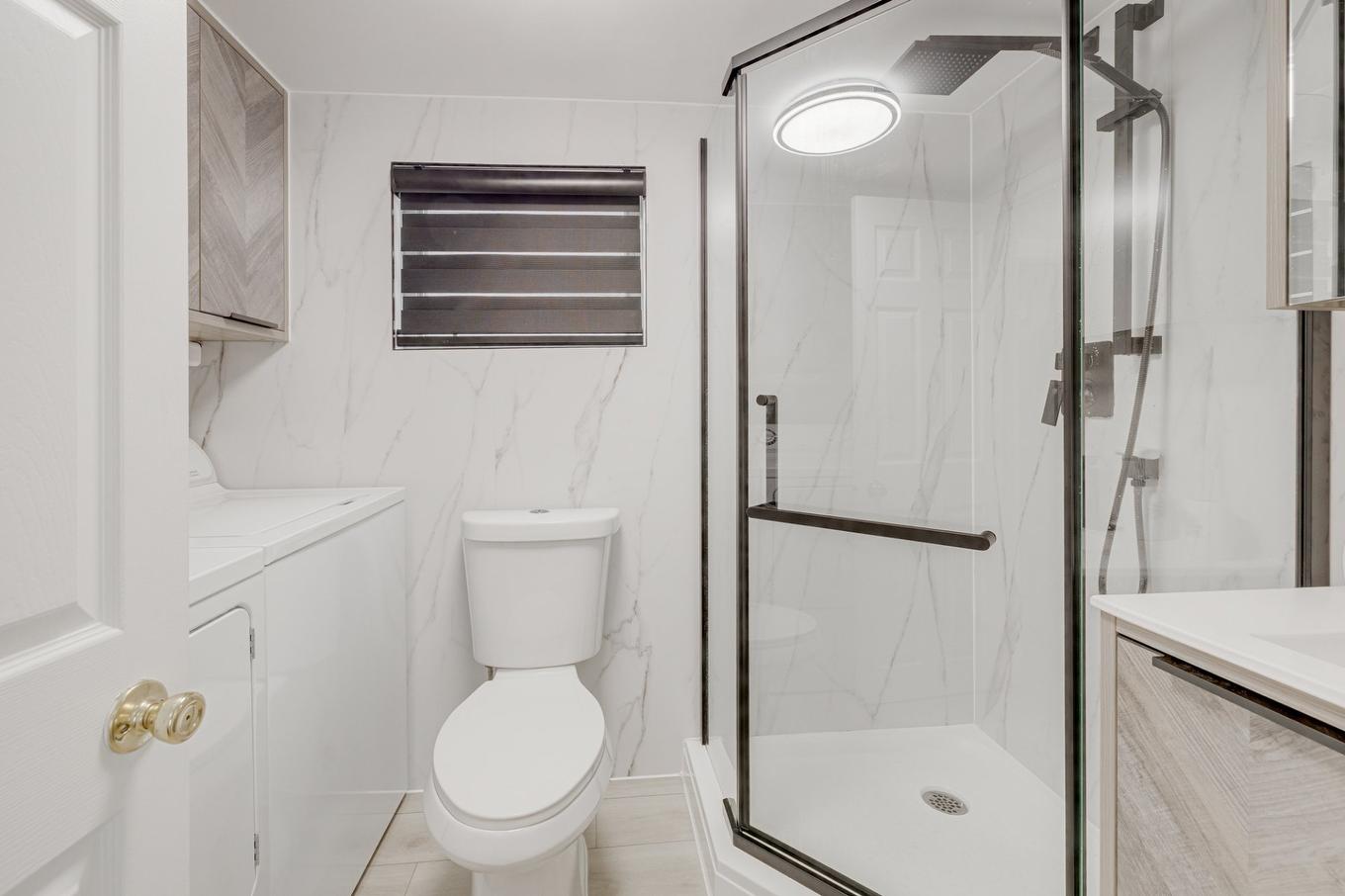 Bathroom - 4 17E Rue, Fossambault-Sur-Le-Lac, QC - Indoor Photo Showing Bathroom