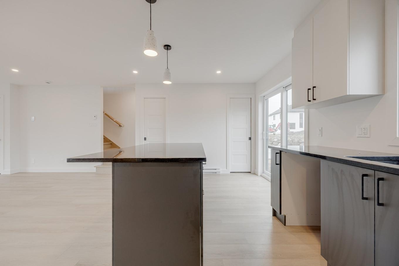 Cuisine - 70 Rue De La Traverse, Boischatel, QC - Indoor Photo Showing Kitchen