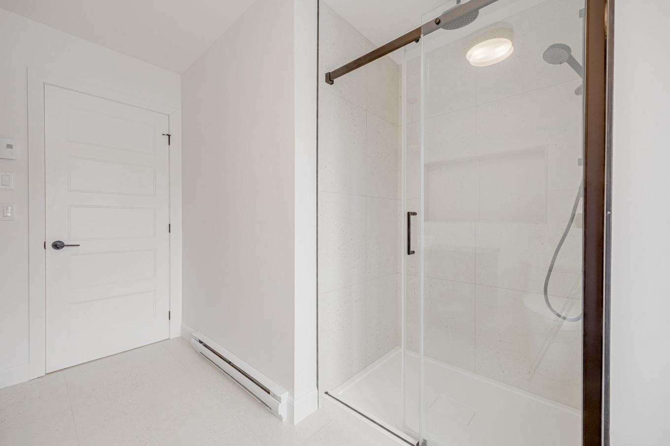 Salle de bains - 70 Rue De La Traverse, Boischatel, QC - Indoor Photo Showing Bathroom