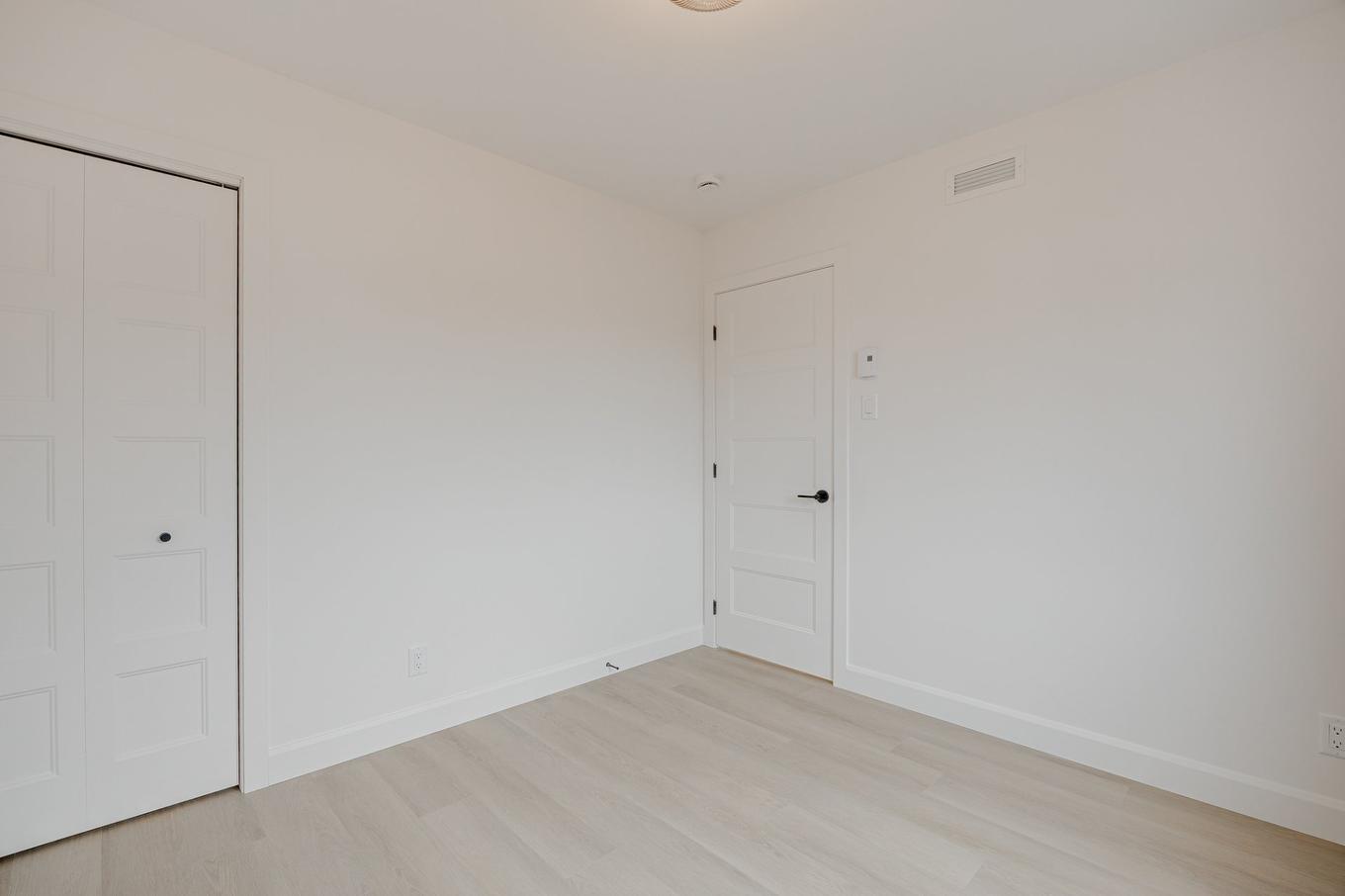 Chambre à coucher - 70 Rue De La Traverse, Boischatel, QC - Indoor Photo Showing Other Room