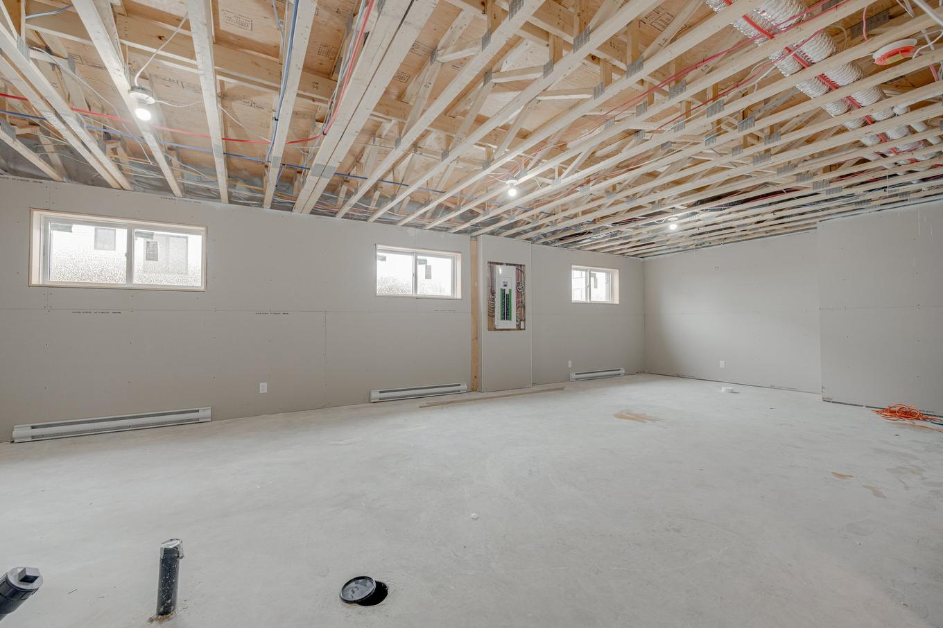 Sous-sol - 70 Rue De La Traverse, Boischatel, QC - Indoor Photo Showing Basement
