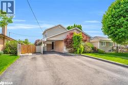 21 BAIRSTOW Crescent Georgetown, ON L7G 1L9