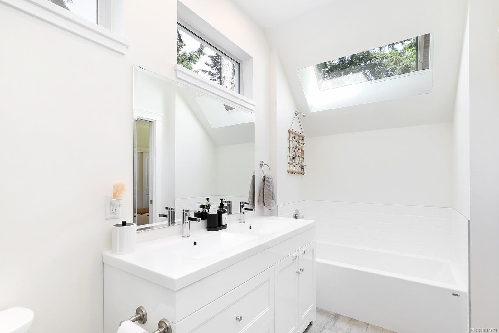 4026 Haas Rd, Courtenay, BC