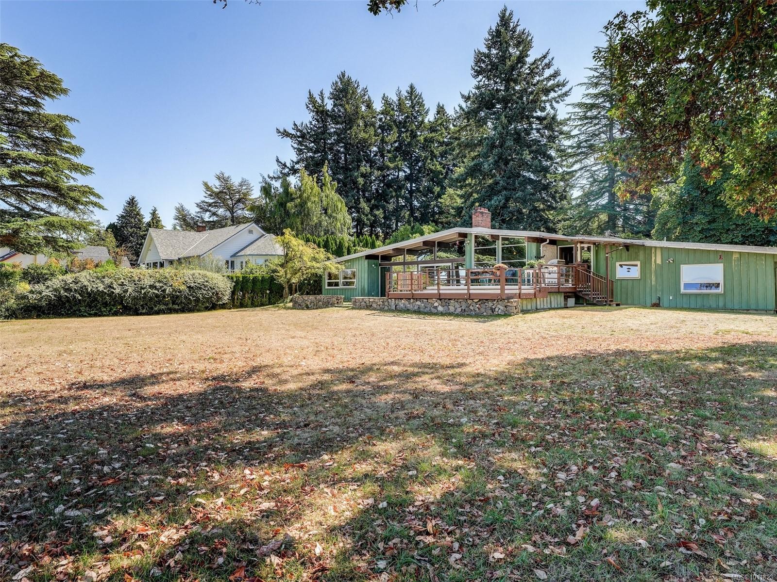 4598 Torquay Dr, Saanich, BC