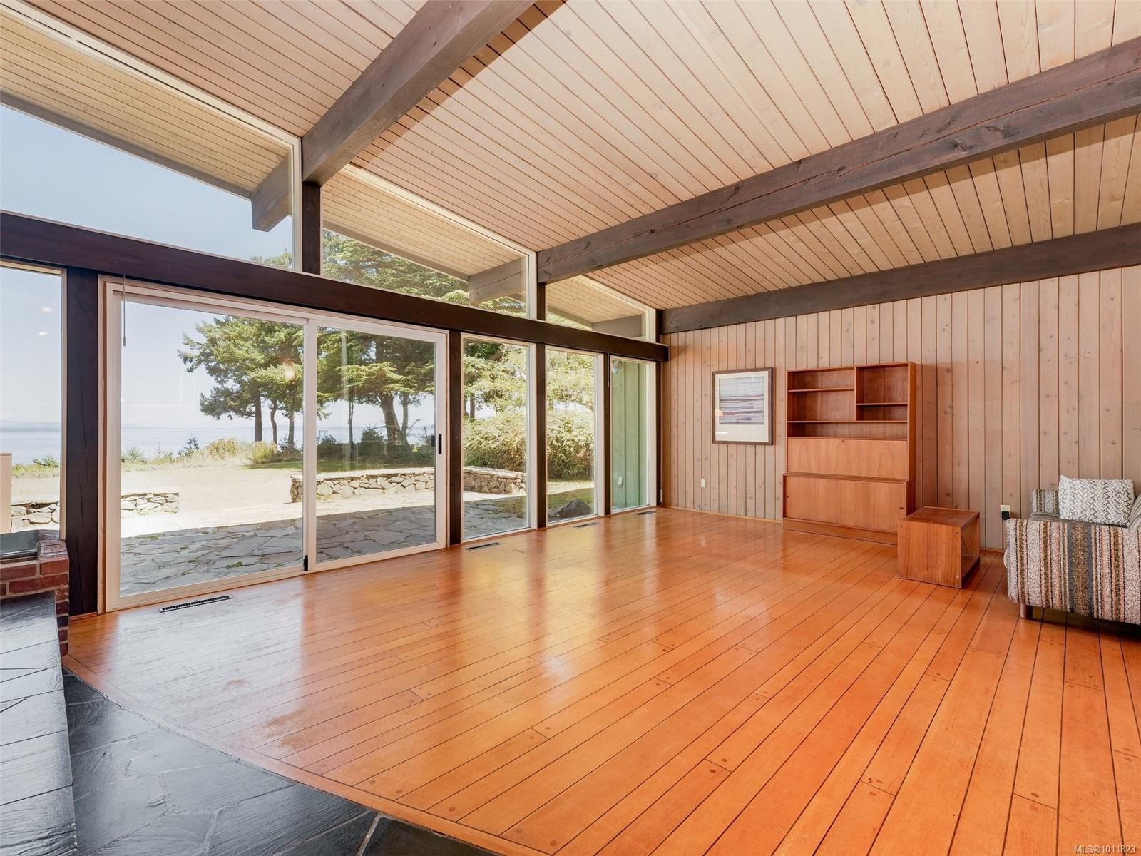 4598 Torquay Dr, Saanich, BC