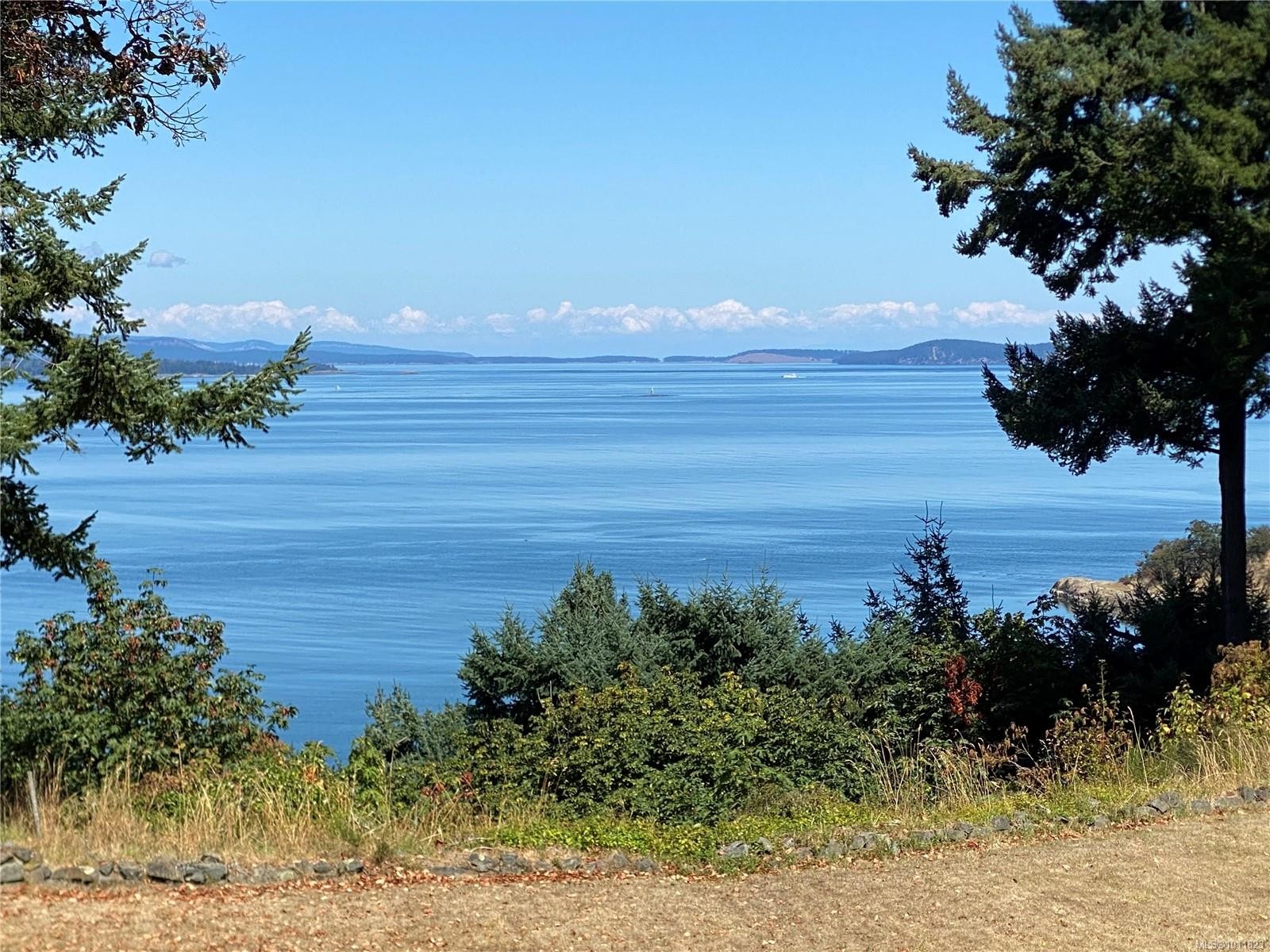 4598 Torquay Dr, Saanich, BC