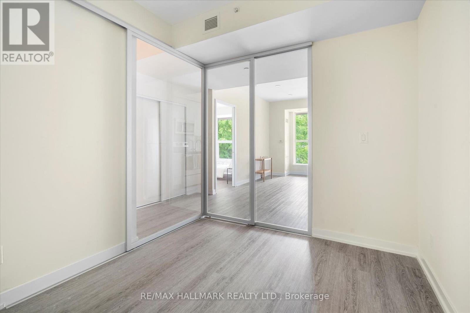 116 - 1350 Kingston Road, Toronto, ON - Indoor Photo Showing Other Room