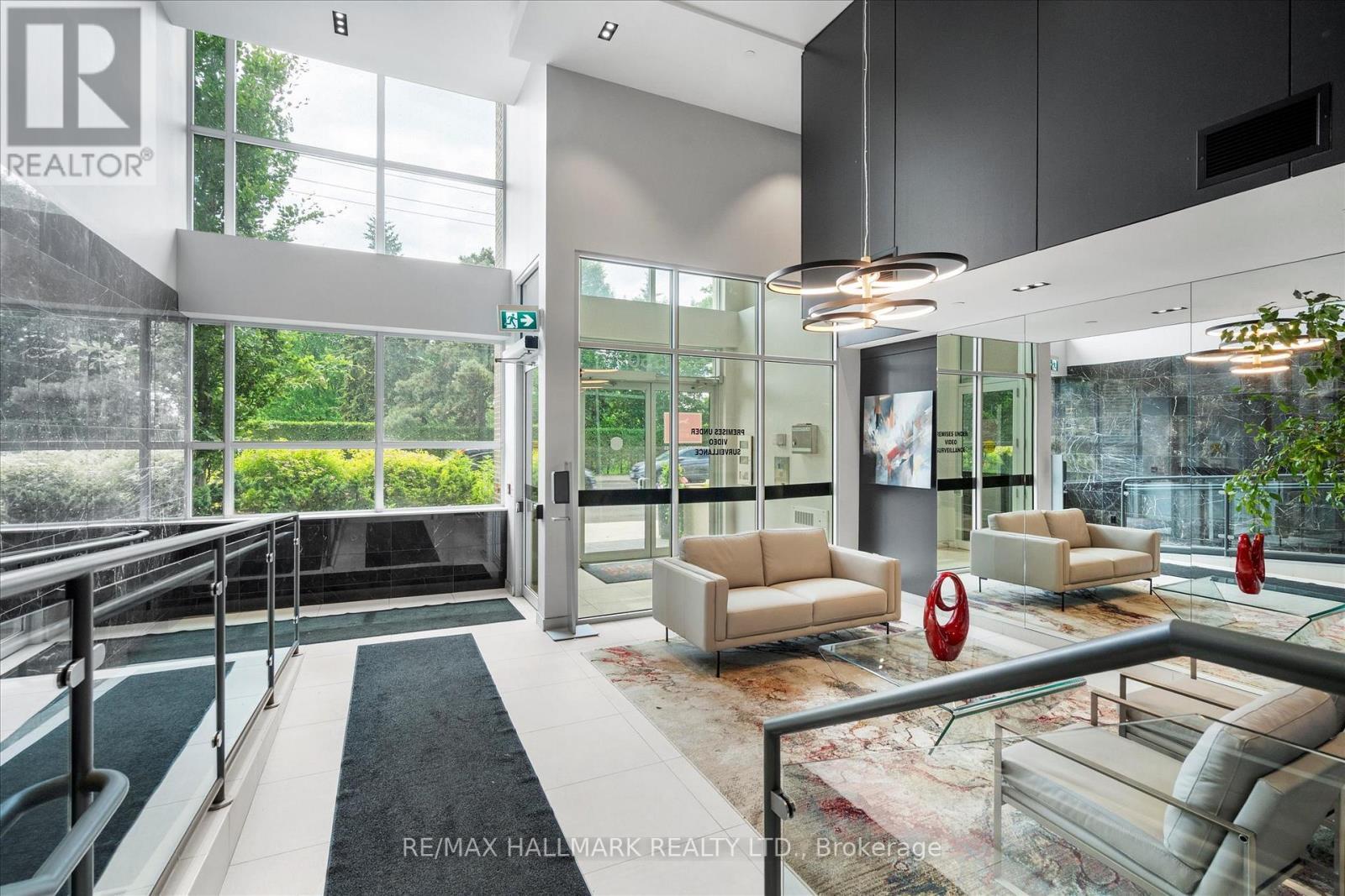 117 - 1350 Kingston Road, Toronto, ON - Indoor