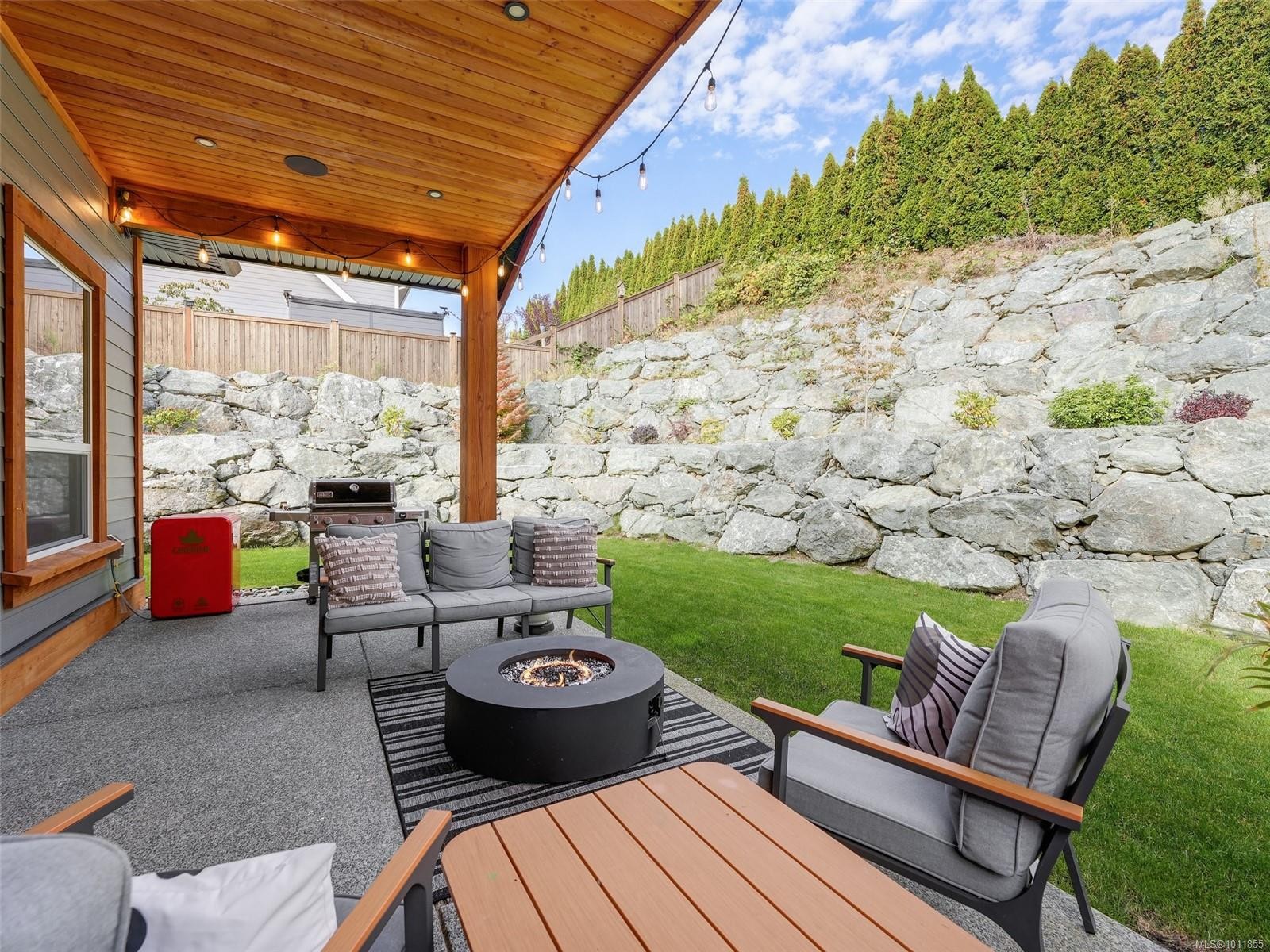 847 Bucktail Rd, Mill Bay, BC