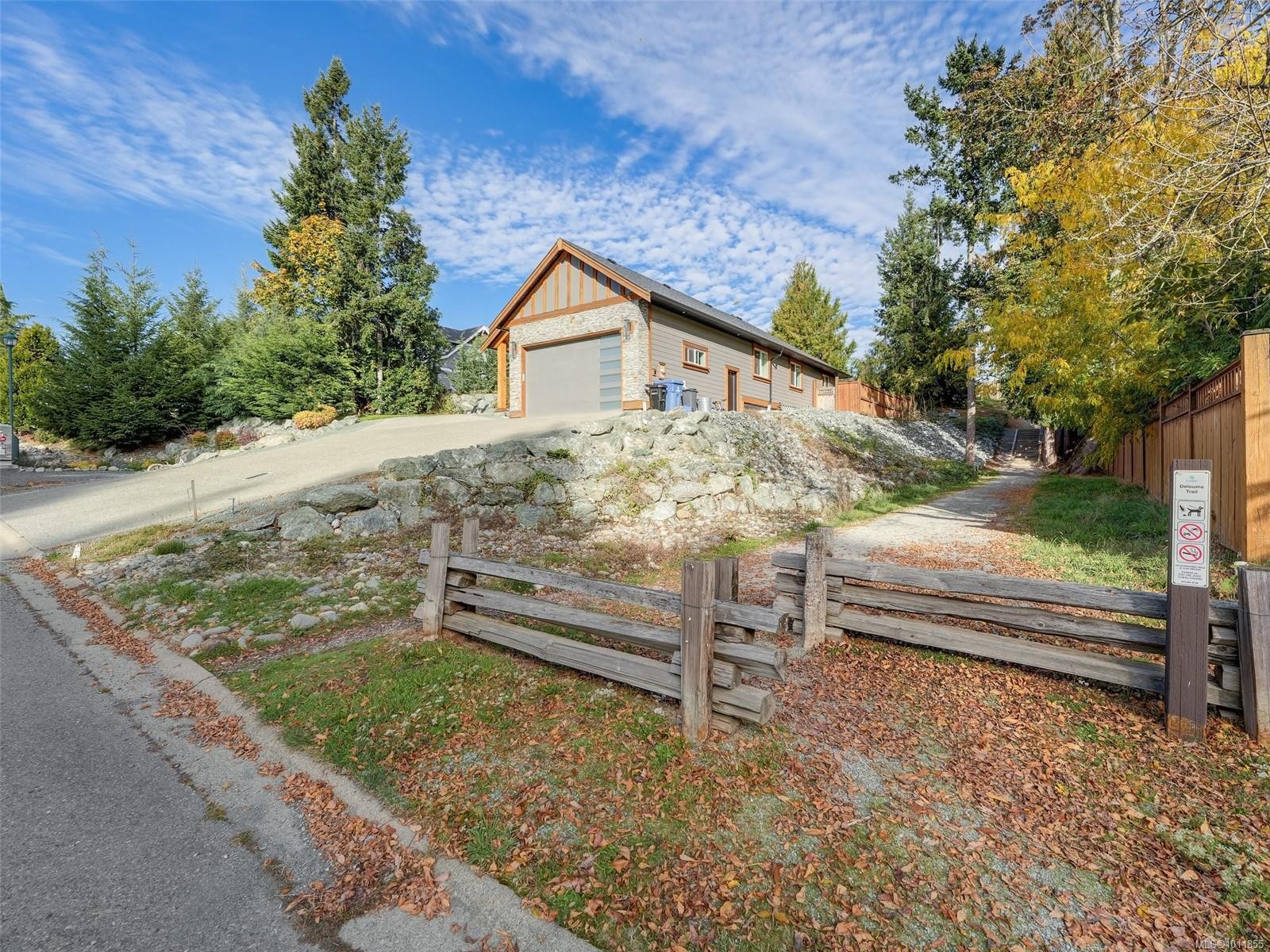 847 Bucktail Rd, Mill Bay, BC