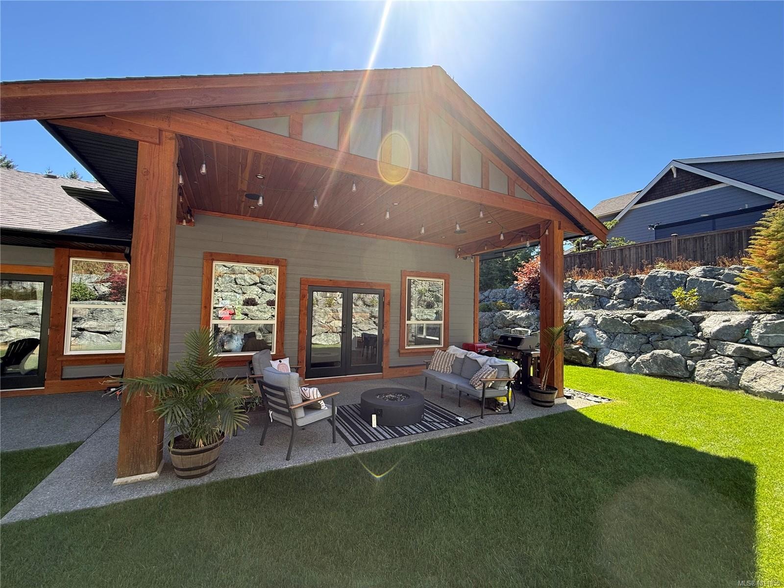 847 Bucktail Rd, Mill Bay, BC