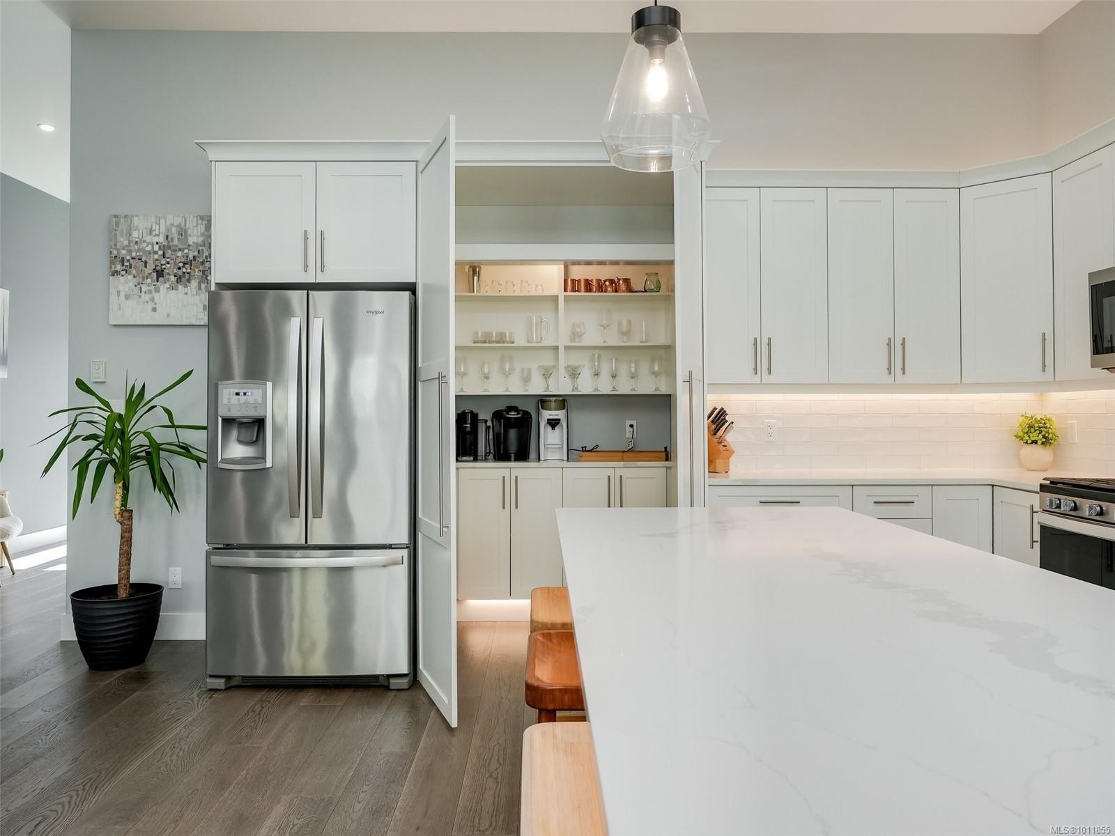 847 Bucktail Rd, Mill Bay, BC