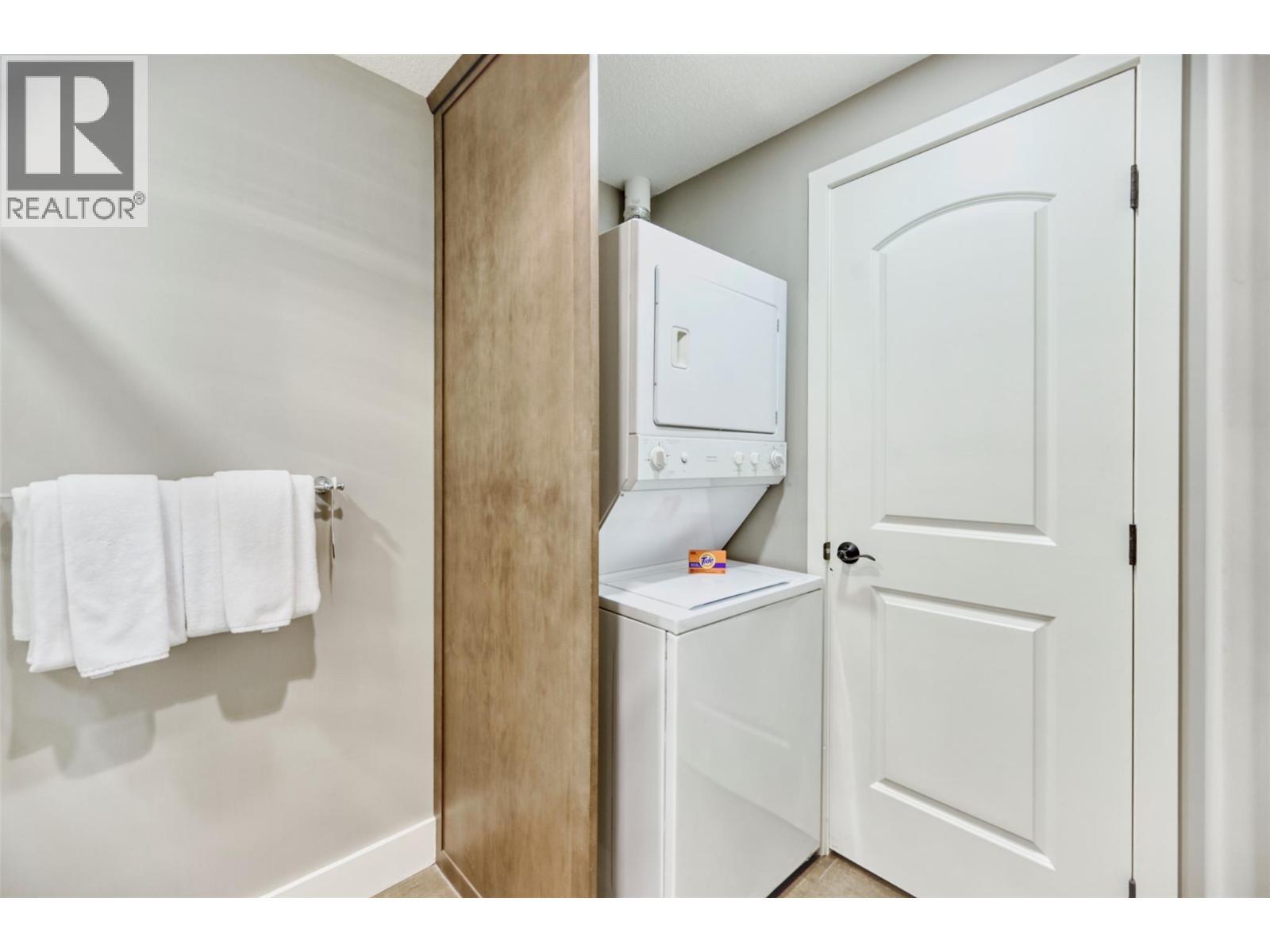 1200 Rancher Creek Road Unit# 236B, Osoyoos, BC - Indoor Photo Showing Laundry Room
