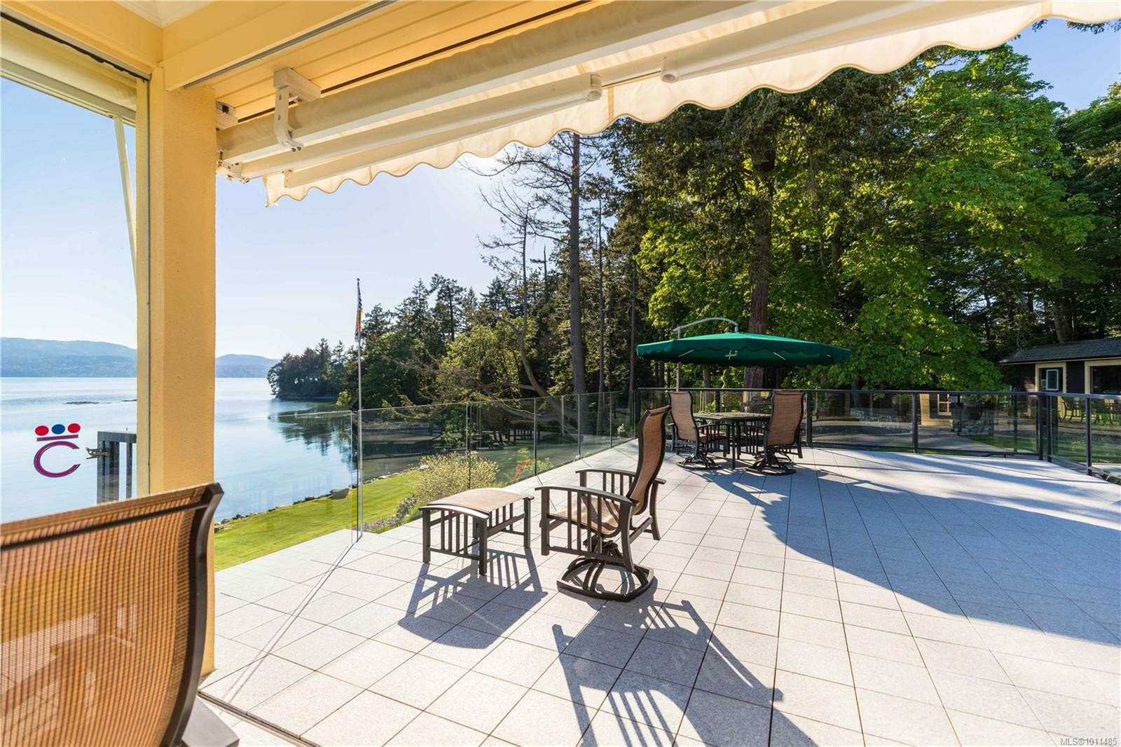 605 Towner Park Rd, North Saanich, BC