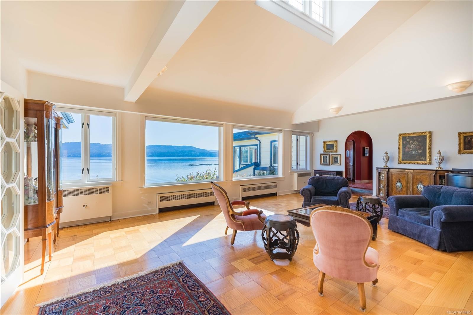 605 Towner Park Rd, North Saanich, BC