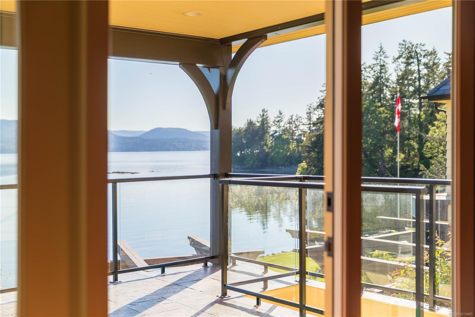 605 Towner Park Rd, North Saanich, BC