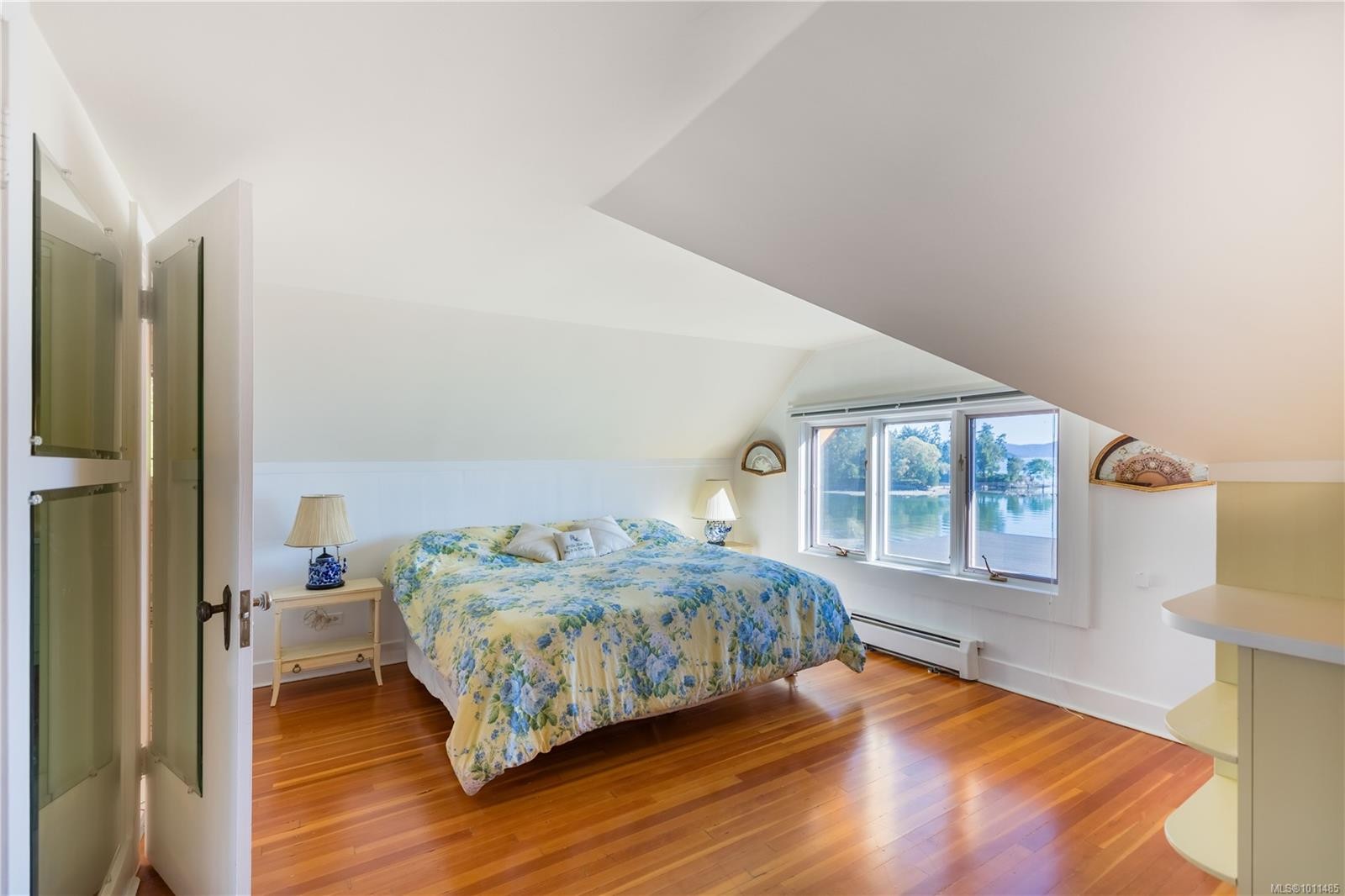 605 Towner Park Rd, North Saanich, BC