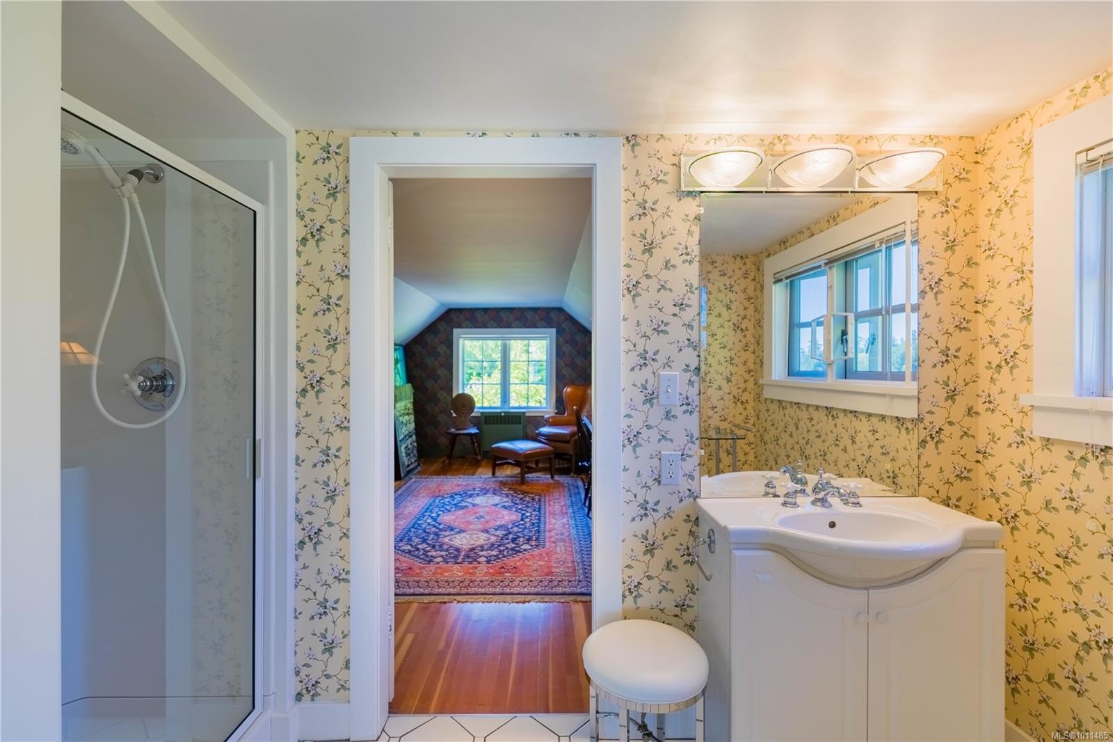 605 Towner Park Rd, North Saanich, BC