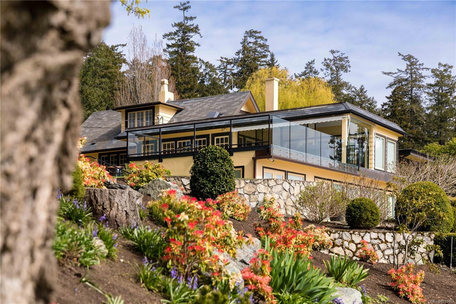 605 Towner Park Rd, North Saanich, BC