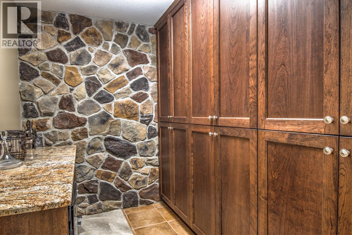 304 Cordon Place, Vernon, BC - Indoor Photo Showing Other Room