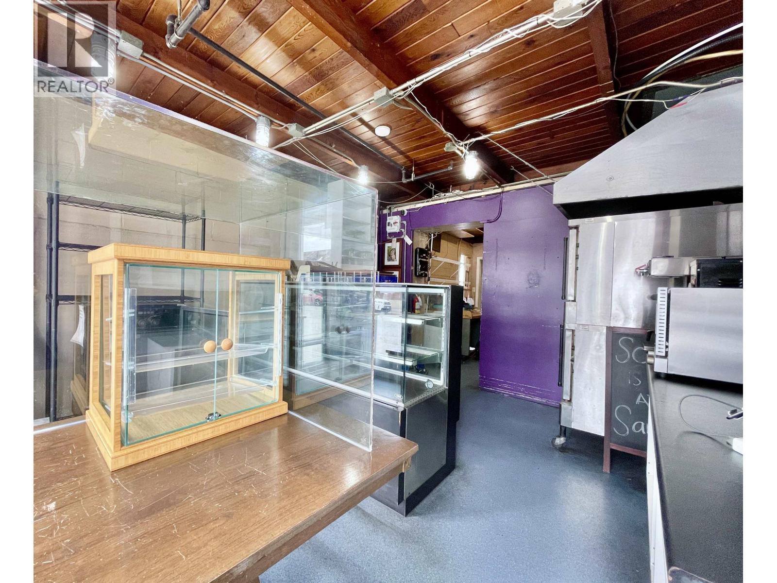 2 292 Gower Point Road, Gibsons, BC