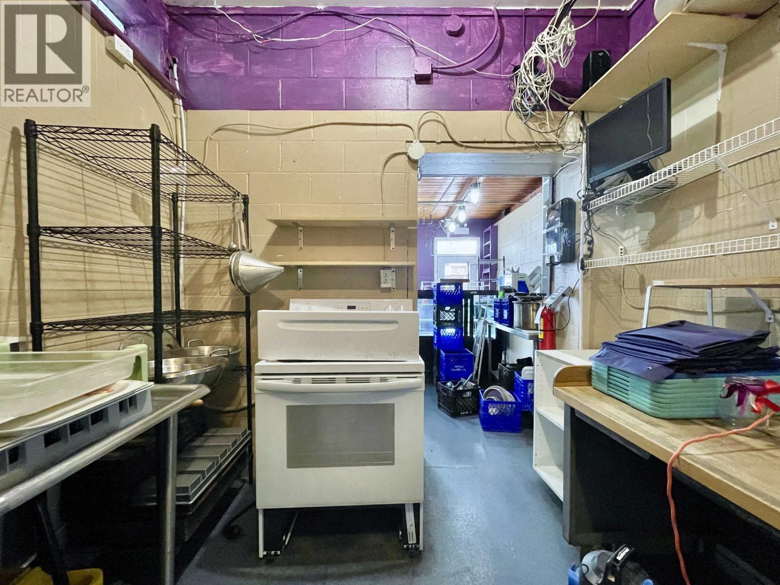 2 292 Gower Point Road, Gibsons, BC