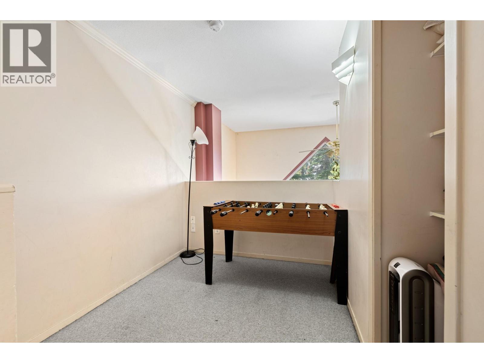 7475 Porcupine Road Unit# 3, Big White, BC - Indoor Photo Showing Other Room