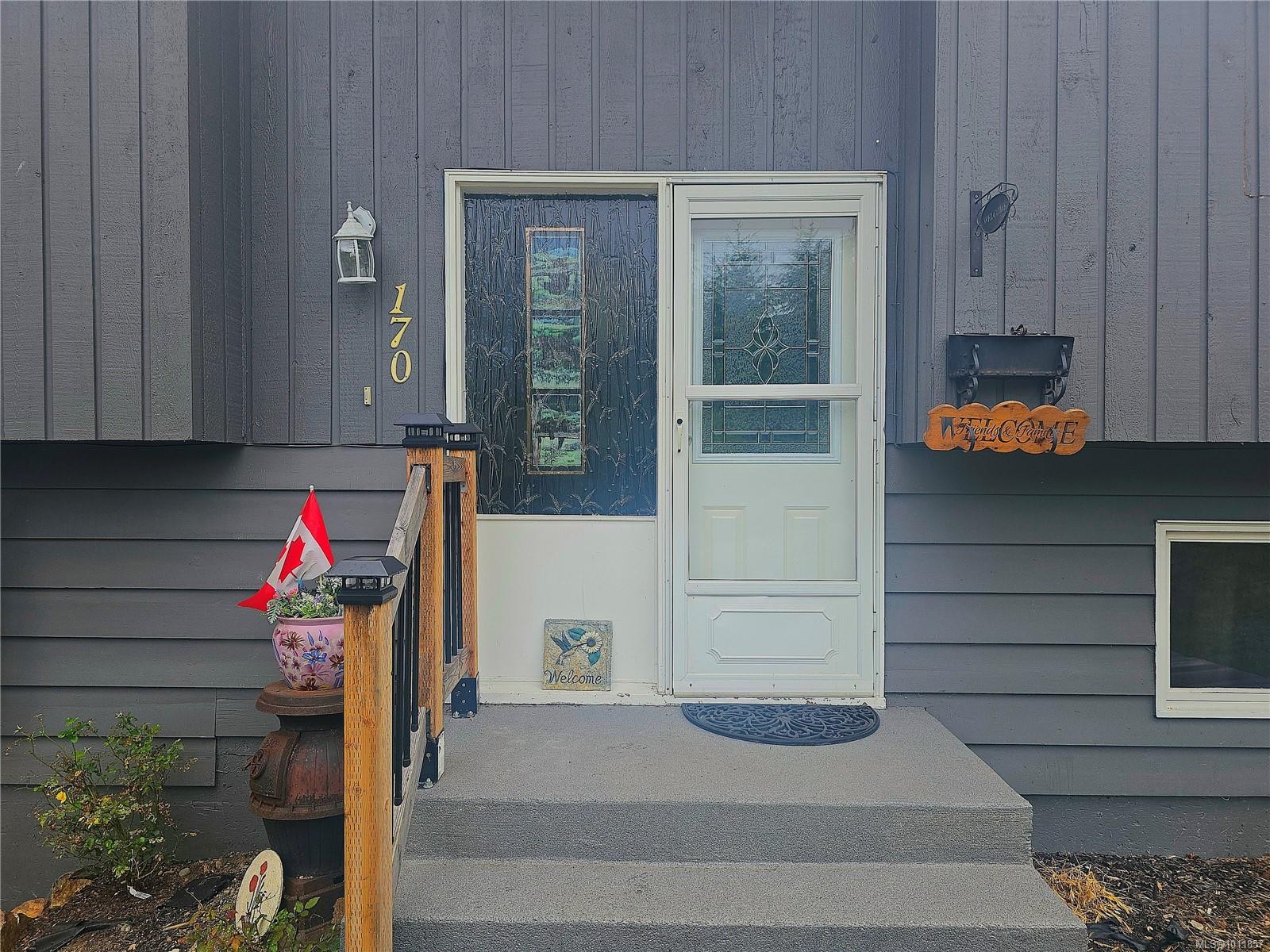 170 Seaview St, Sayward, BC