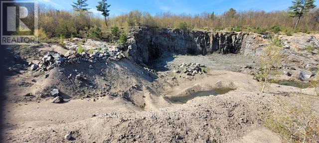 main source of granite - Pt Lt 147 Con A Lount Rye Rye Road, South River, ON