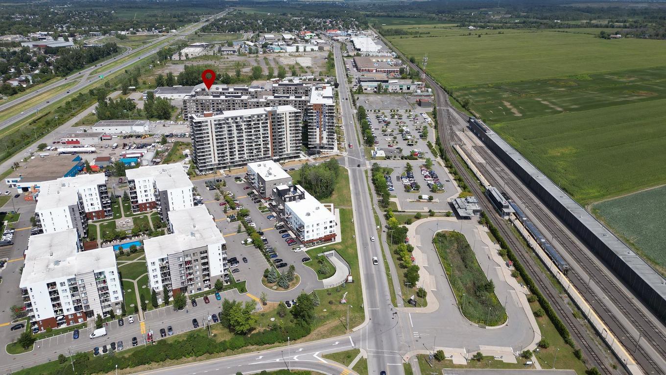 Aerial photo - 211-1431 Av. De La Gare, Mascouche, QC - With View