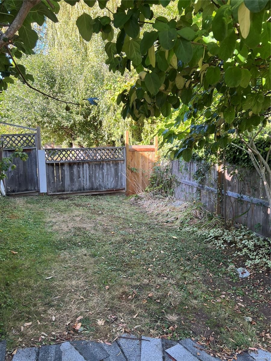 539 Rowan Ave, Parksville, BC