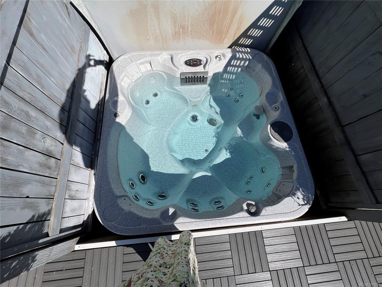 539 Rowan Ave, Parksville, BC