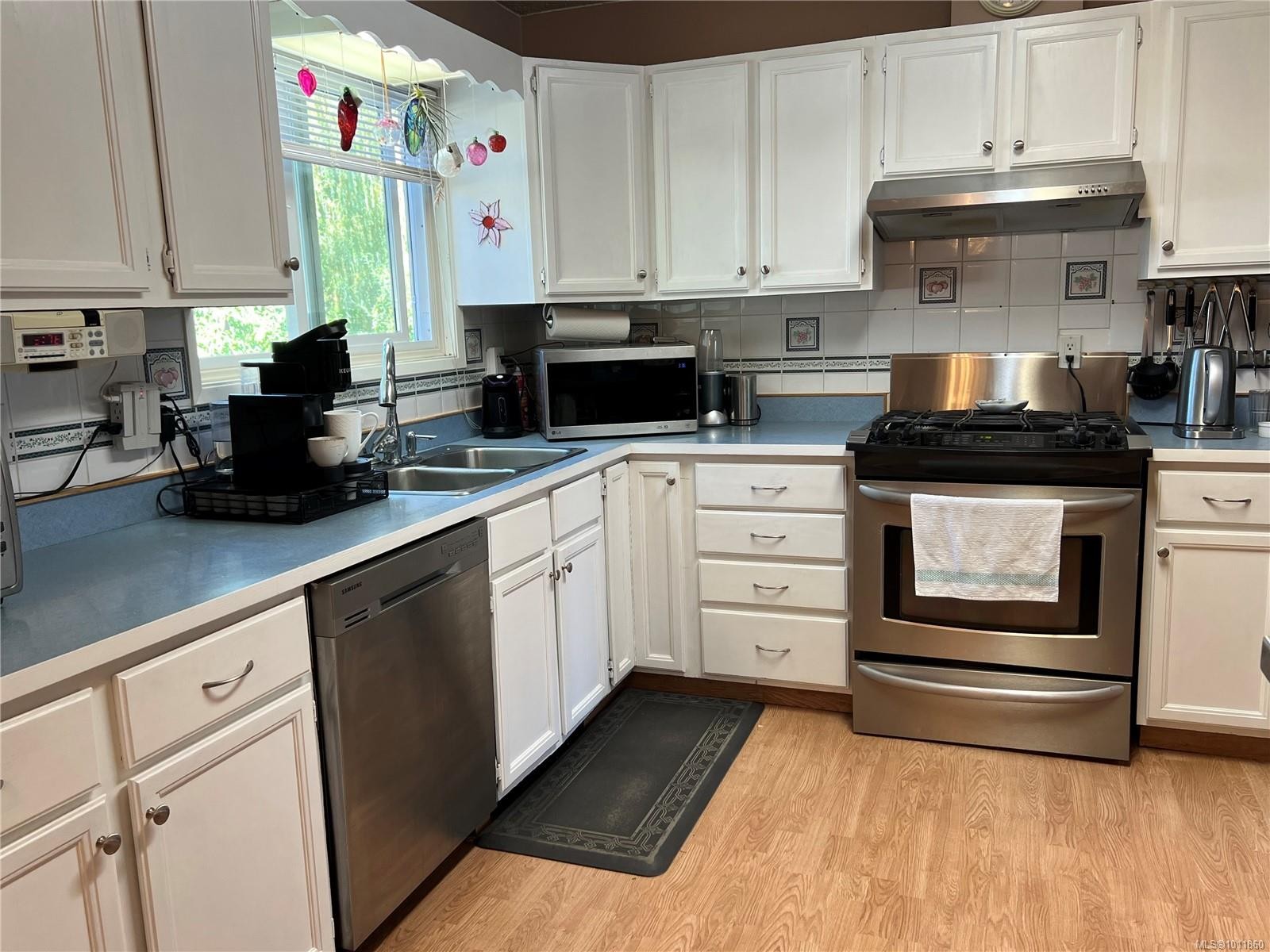 539 Rowan Ave, Parksville, BC