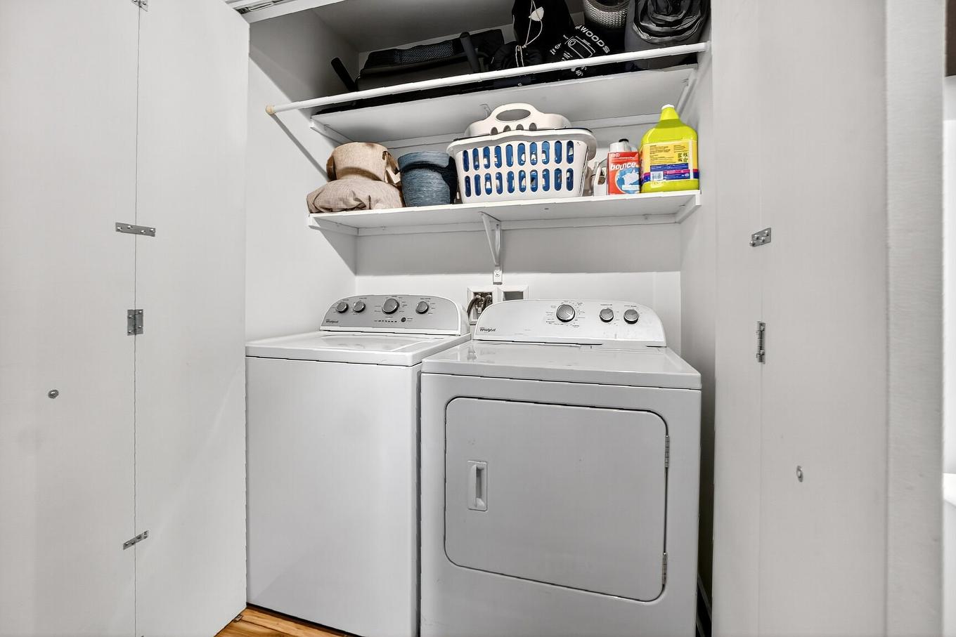 Laundry room - 001-3661 Rue Fernand-Flipot, Longueuil (Saint-Hubert), QC - Indoor Photo Showing Laundry Room