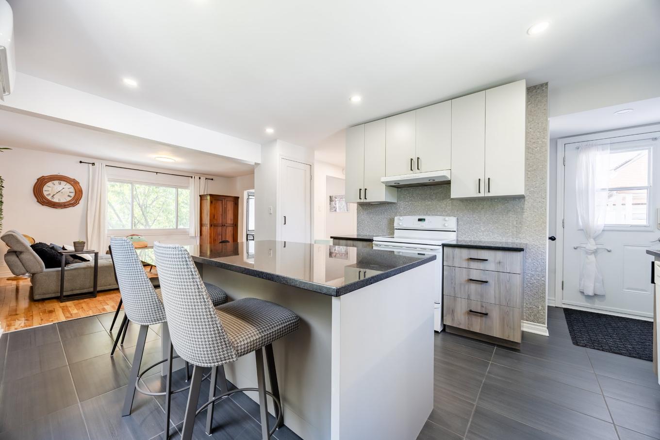 Kitchen - 7719 Av. Rhéaume, Montréal (Anjou), QC - Indoor Photo Showing Kitchen