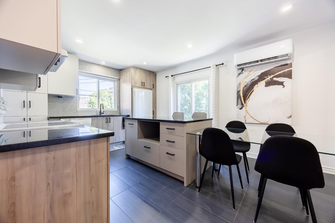 Kitchen - 7719 Av. Rhéaume, Montréal (Anjou), QC - Indoor Photo Showing Kitchen