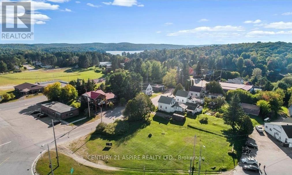 00 Pcl 36-1 Sec 36M220 Highway, South Algonquin, ON