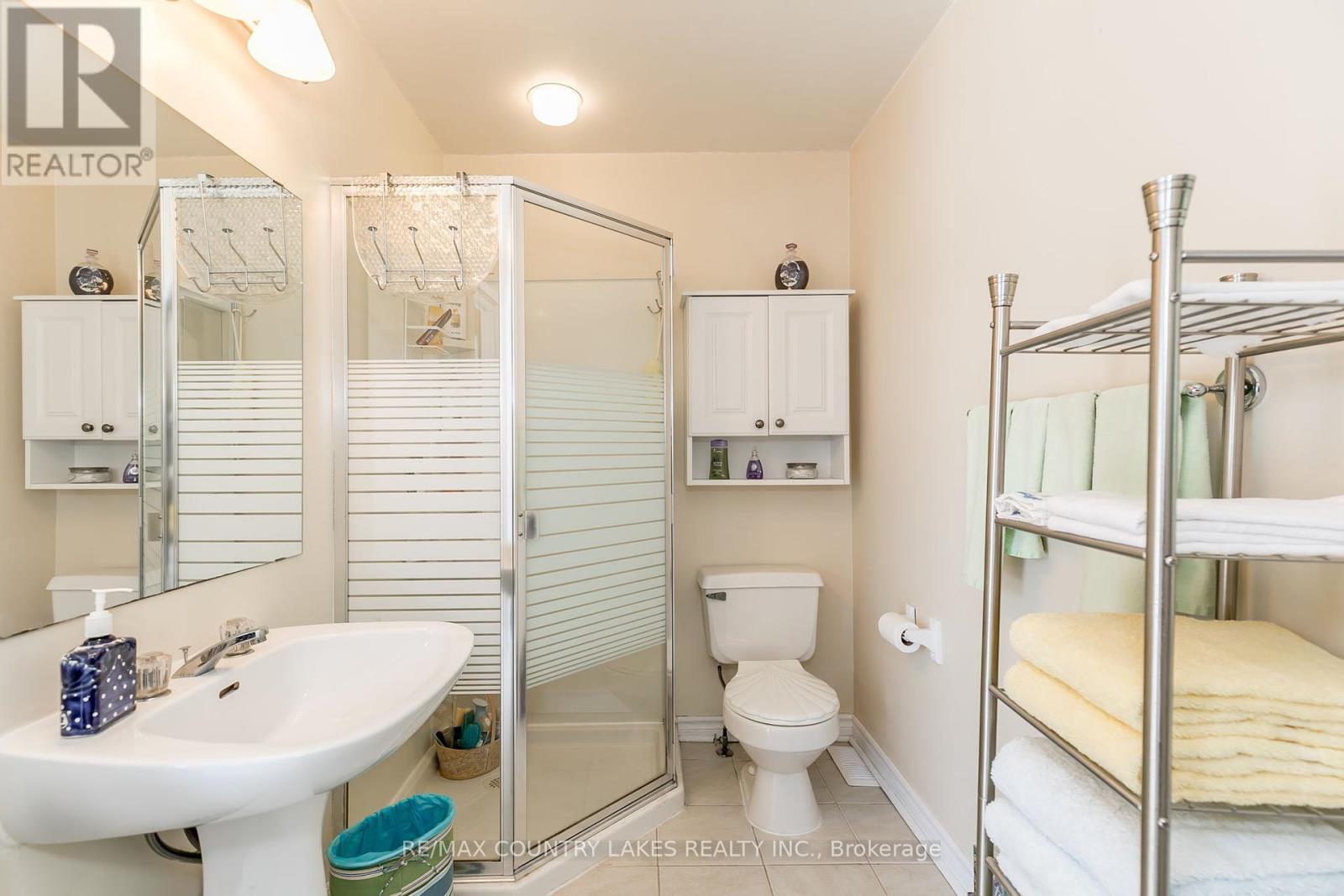 98 Turtle Path, Ramara, ON - Indoor Photo Showing Bathroom